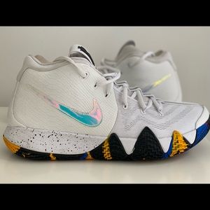 Nike Kyrie 4 NCAA Tournament shoes